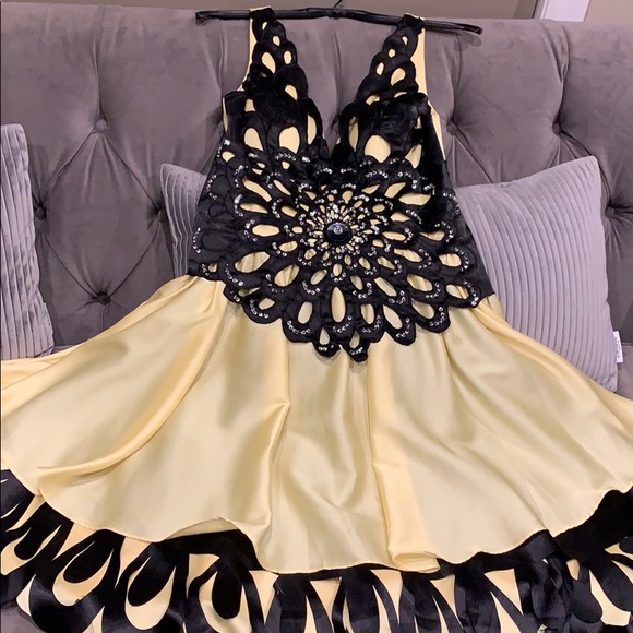 Satin Elastic Woven Cocktail Dress - Picture 1 of 6